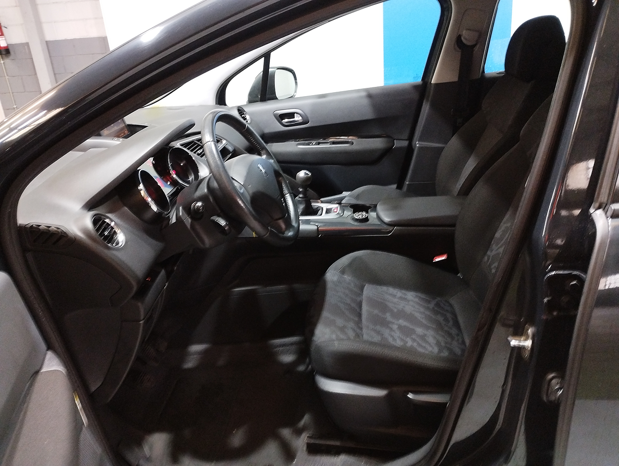 PEUGEOT 3008 DIESEL 3008 1.6HDI FAP PREMIUM Alcopa Auction